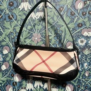 Burberry Beige/Black Nova Check Canvas & Patent Leather Small Newbury Sling Bag